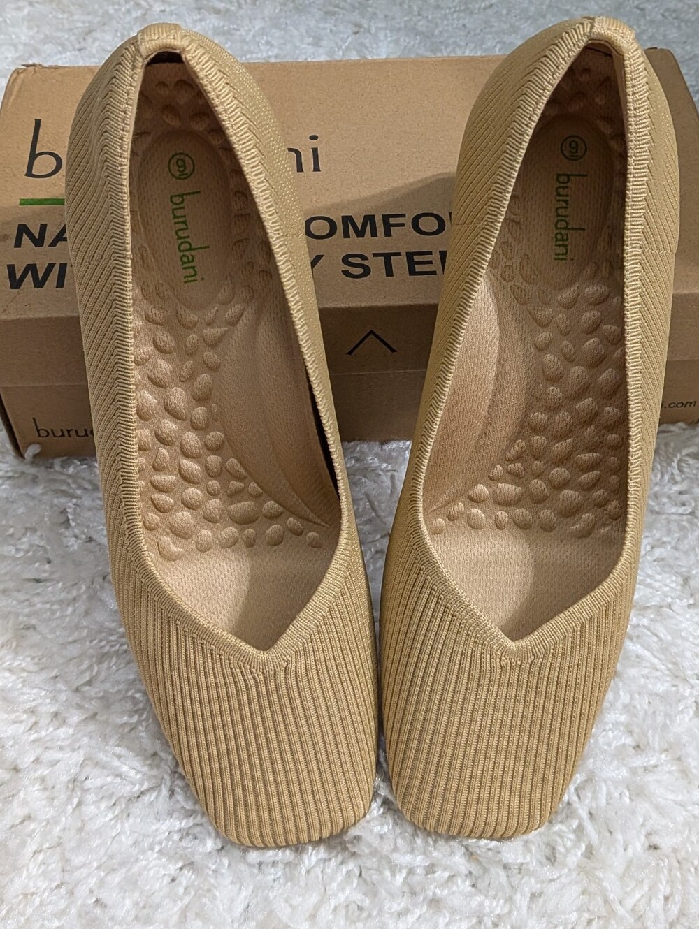 NIB Burudani Beige Knit Comfort Heels - Sz 9
